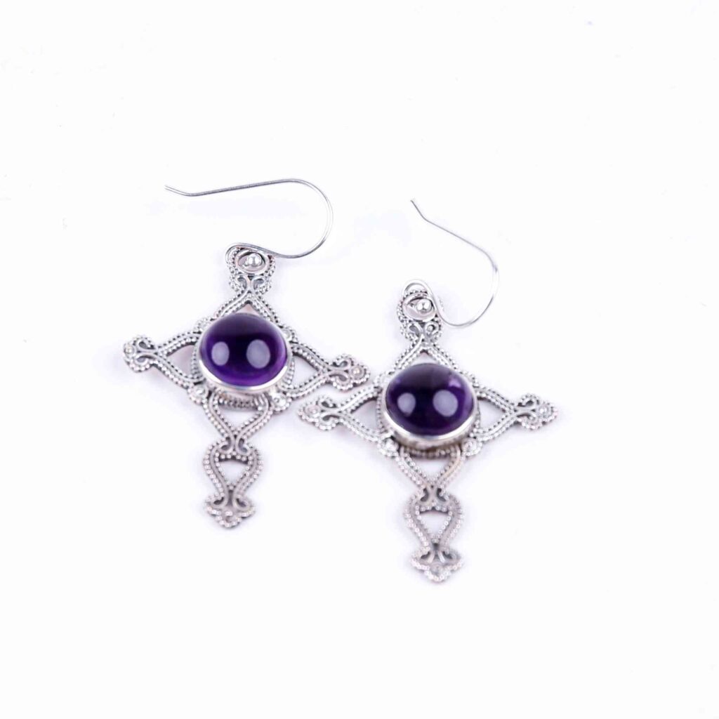 Silver_Earrings_with_Purple_amethyst_stone