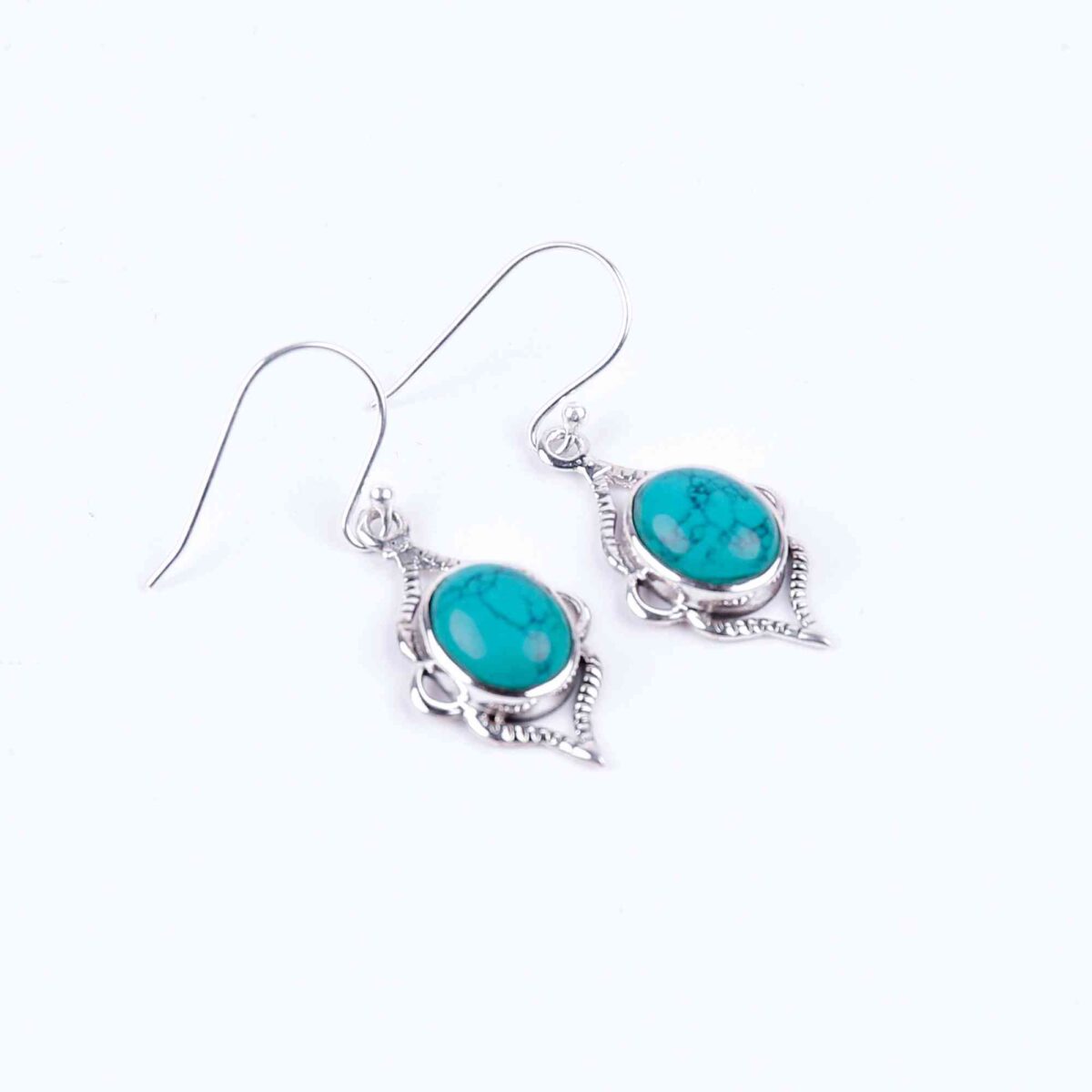 Silver_Earrings_with_turquoise_stone
