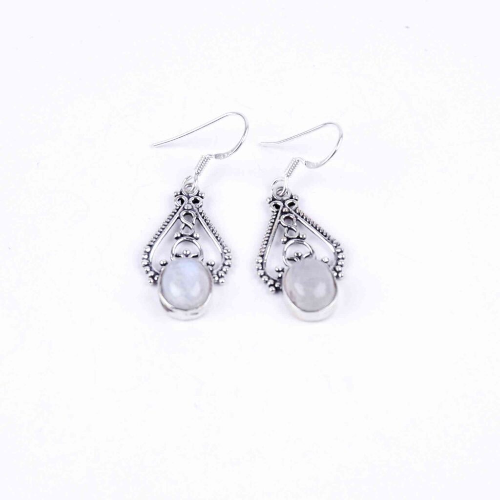 Silver_Earring_Moonstone_Oval
