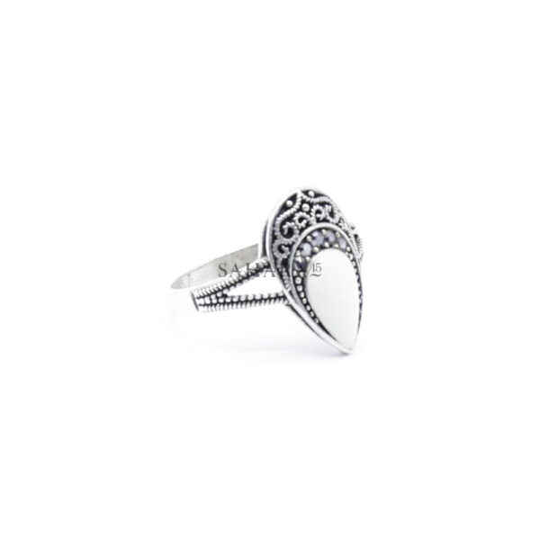 925 Sterling Silver Moroccan Ring Vintage Real Mother of Pearl Gemstone Ring