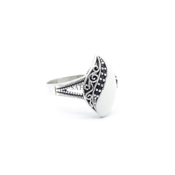 925 Sterling Silver Moroccan Ring Vintage Real Mother of Pearl Gemstone Ring