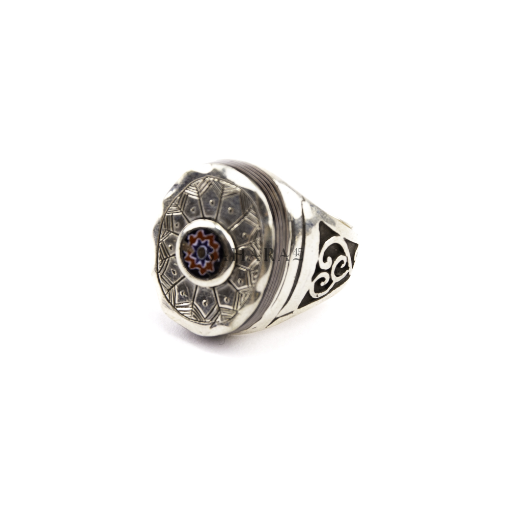 Ebony Ring with Chevron Bead, Engraved Tuareg Ring, Handmade Tuareg Silver Oval Ring